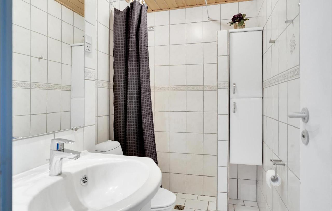 Beach Front Apartment In Fano With Wifi Ngoại thất bức ảnh